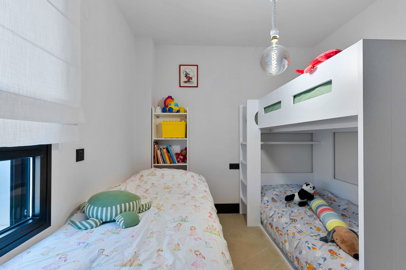 3 slaapkamer Appartement te koop in Nueva Andalucia met zwembad garage - € 895.000 (Ref: 9451994)