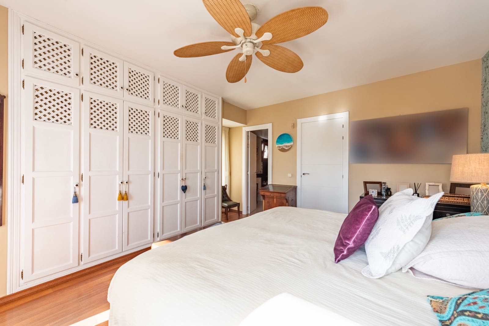 3 sovrum Semi-fristående Villa till salu i Marbella med pool - 699 000 € (Ref: 9451995)