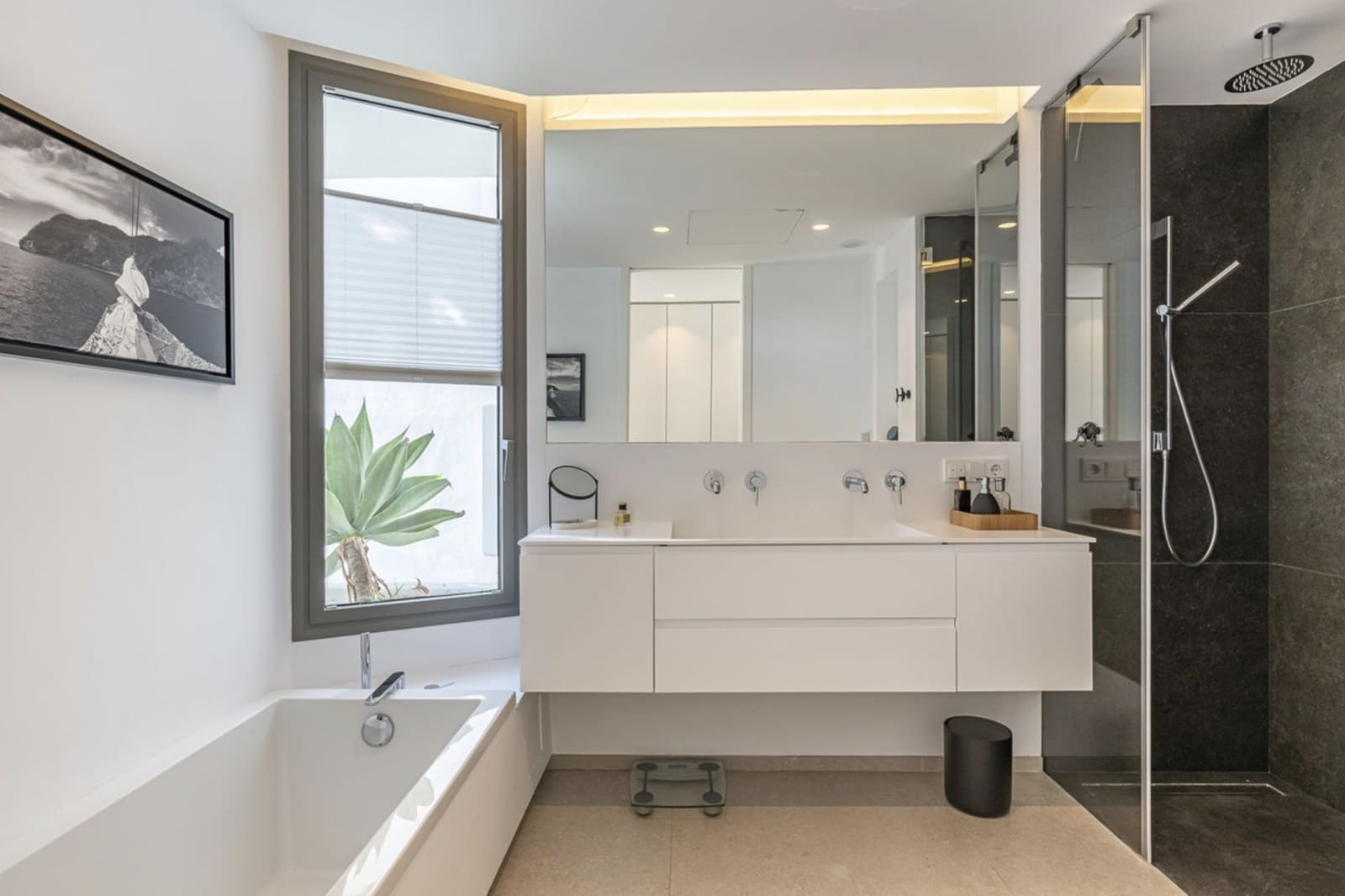 3 bedroom Apartment for sale in Benahavis with pool garage - € 869,000 (Ref: 9465484)