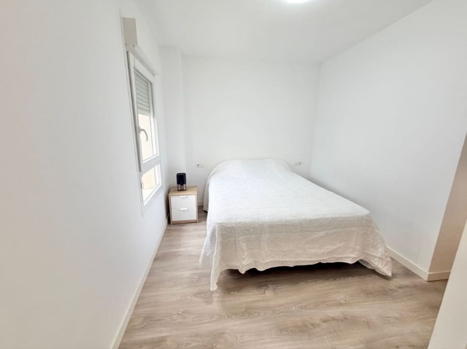 3 makuuhuone Huoneisto myytävänä paikassa Nueva Andalucia mukana 
autotalli - 400 000 € (Ref: 9468301)