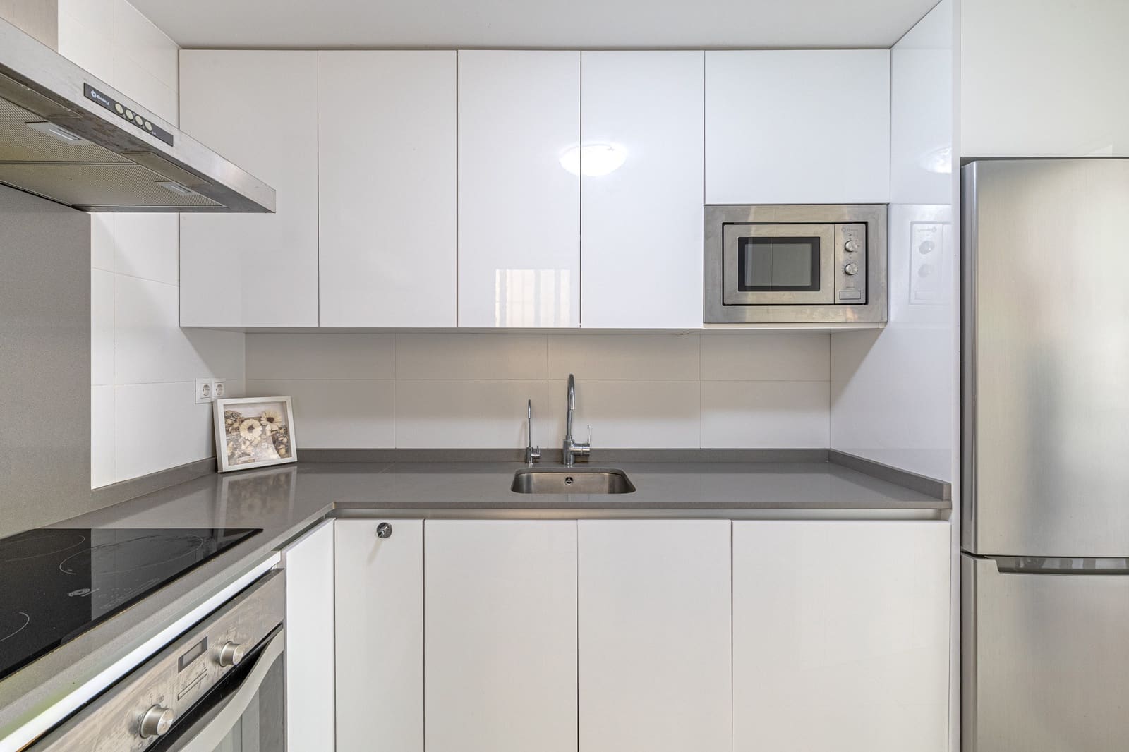 3 sovrum Lägenhet till salu i Nueva Andalucia med garage - 380 000 € (Ref: 9468301)