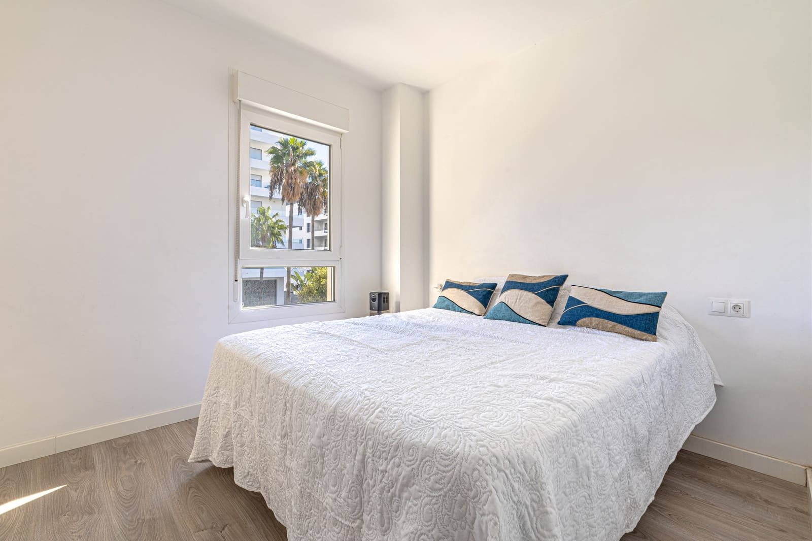 3 sovrum Lägenhet till salu i Nueva Andalucia med garage - 380 000 € (Ref: 9468301)