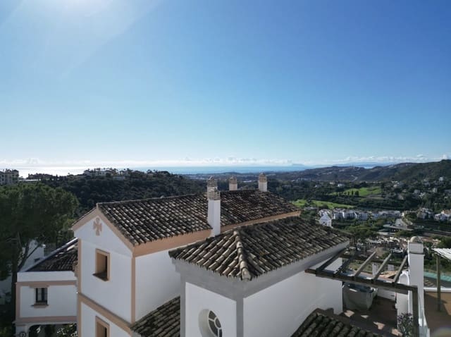 3 chambre Maison de Ville à vendre à Benahavís avec piscine garage - 725 000 € (Ref: 9470302)