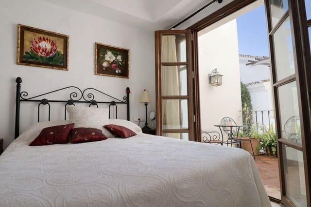 3 chambre Maison de Ville à vendre à Benahavís avec piscine garage - 725 000 € (Ref: 9470302)