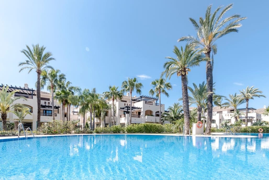 2 bedroom Apartment for sale in Marbella with pool garage - € 720,000 (Ref: 9470303)