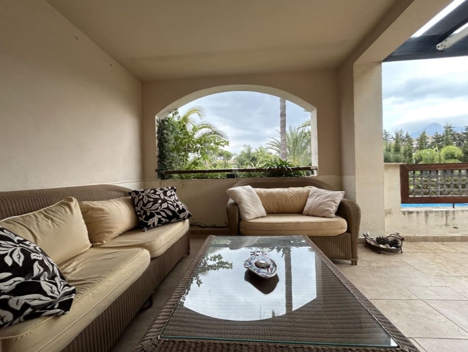 2 bedroom Apartment for sale in Marbella with pool garage - € 720,000 (Ref: 9470303)