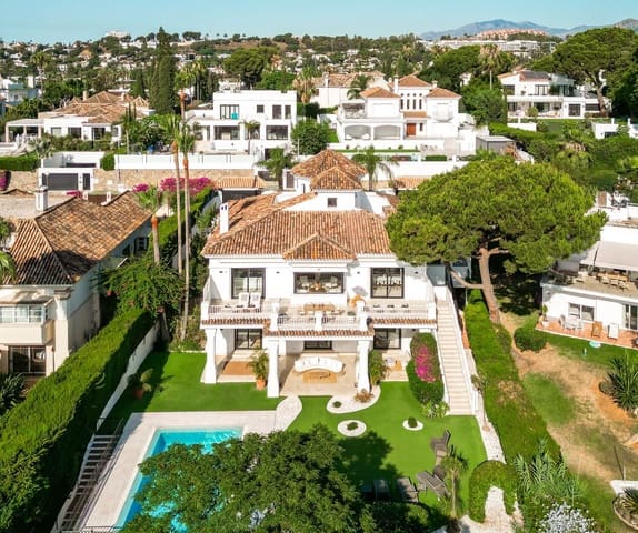 7 soverom Villa til salgs i Nueva Andalucia, Marbella med svømmebasseng garasje - € 4 995 000 (Ref: 9485218)