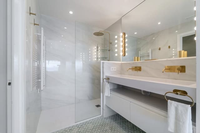 3 bedroom Apartment for sale in Guadalmina Baja, Marbella with pool garage - € 1,495,000 (Ref: 9488672)