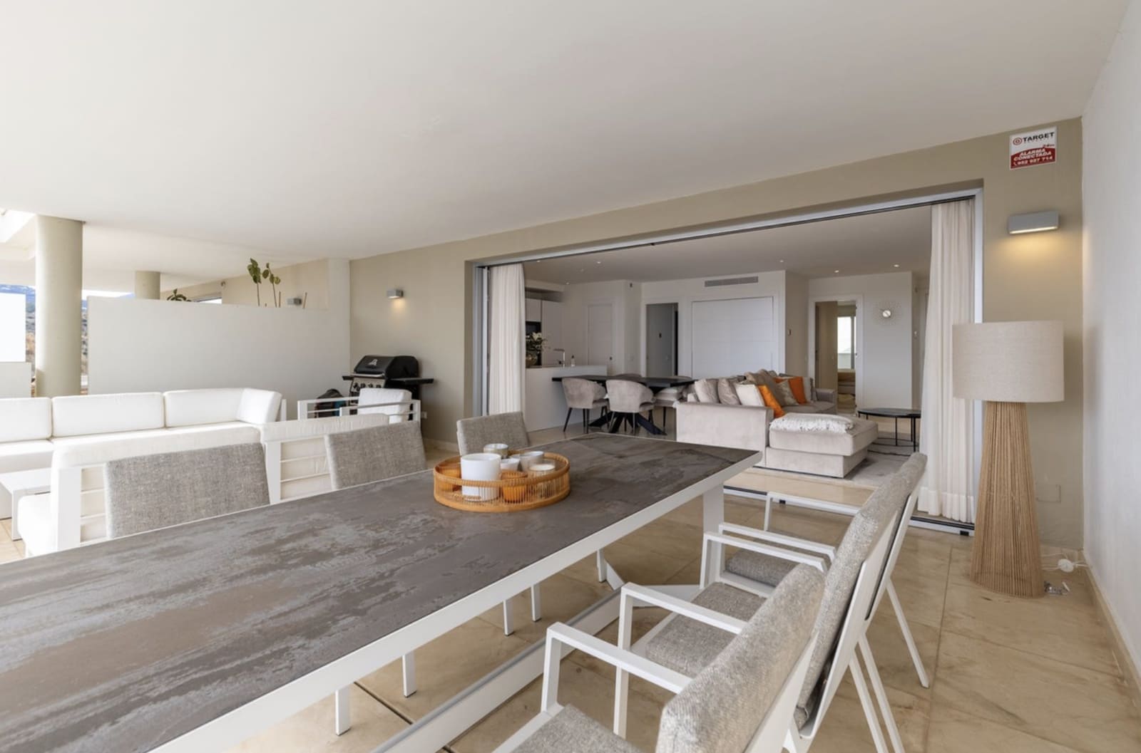 2 bedroom Apartment for sale in Nueva Andalucia with pool garage - € 845,000 (Ref: 9494362)