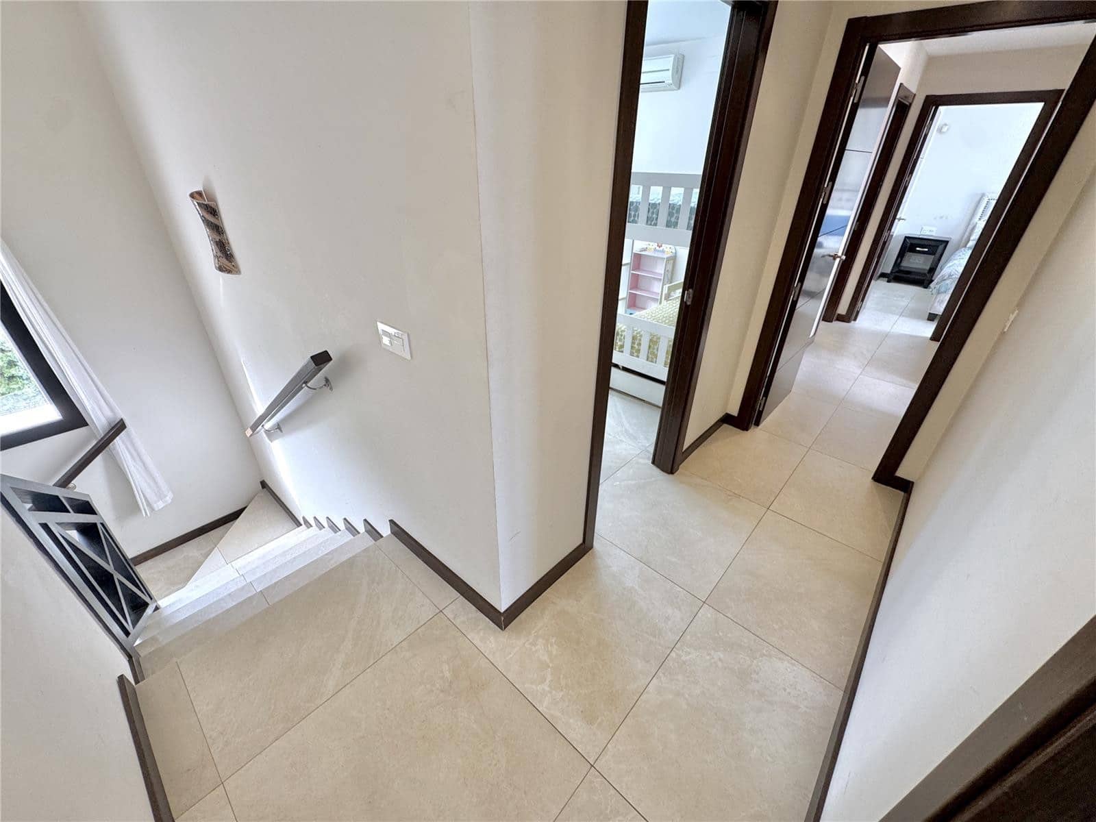 5 bedroom Villa for sale in Nueva Andalucia with pool garage - € 1,695,000 (Ref: 9497171)