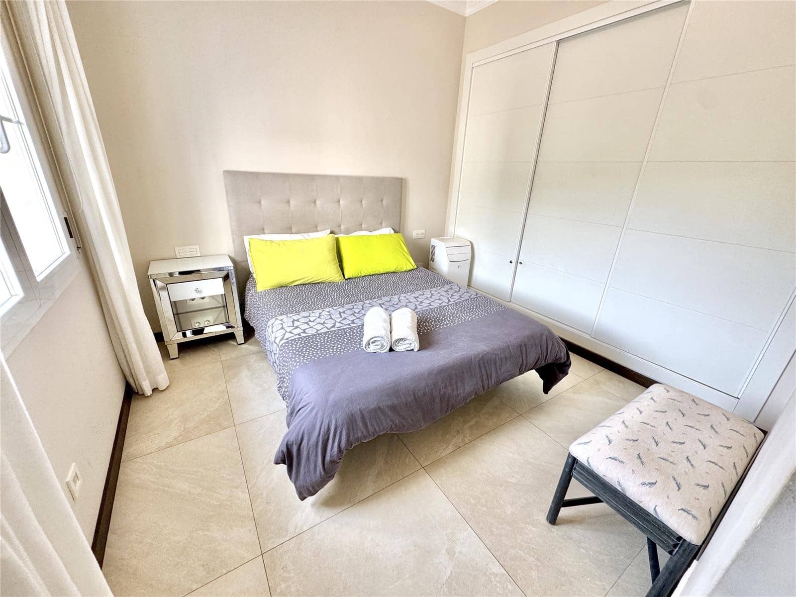 5 bedroom Villa for sale in Nueva Andalucia with pool garage - € 1,695,000 (Ref: 9497171)