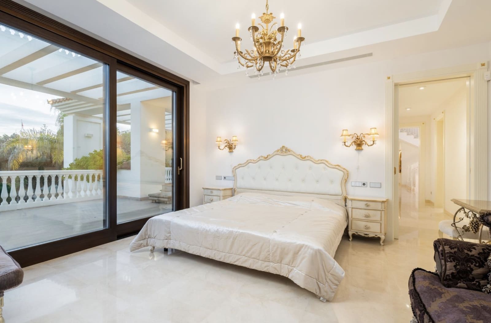 7 bedroom Villa for sale in Guadalmina with pool garage - € 4,999,000 (Ref: 9502109)