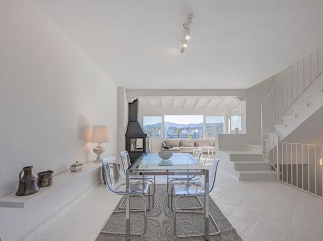 4 sovrum Hus till salu i Guadalmina Alta, Marbella med pool garage - 815 000 € (Ref: 9502110)