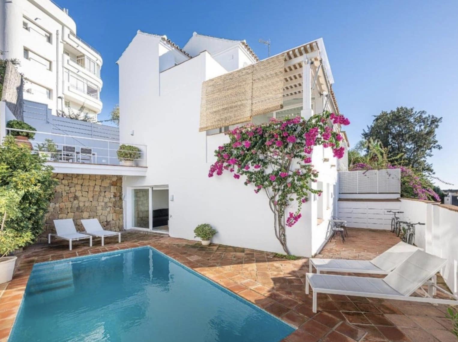 4 sovrum Hus till salu i Guadalmina med pool garage - 815 000 € (Ref: 9502110)