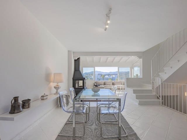 4 chambre Maison de Ville à vendre à Guadalmina Alta, Marbella avec piscine garage - 815 000 € (Ref: 9502110)