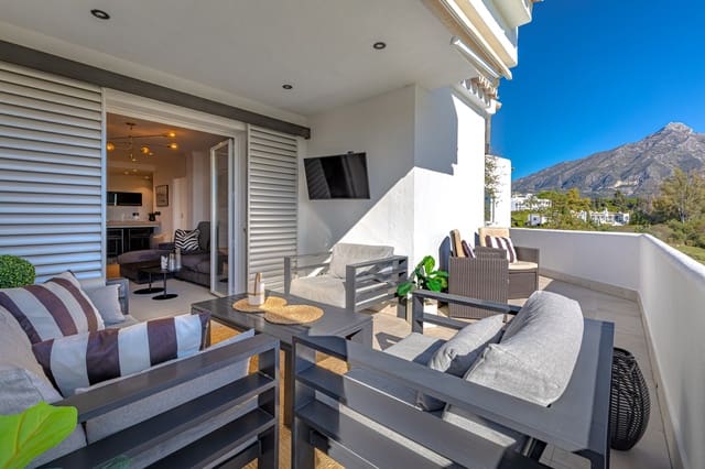 2 soveværelse Penthouse til salg i Marbella med swimmingpool garage - € 620.000 (Ref: 9502111)