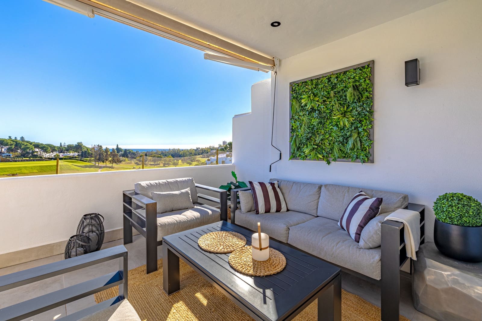 2 soveværelse Penthouse til salg i Marbella med swimmingpool garage - € 620.000 (Ref: 9502111)