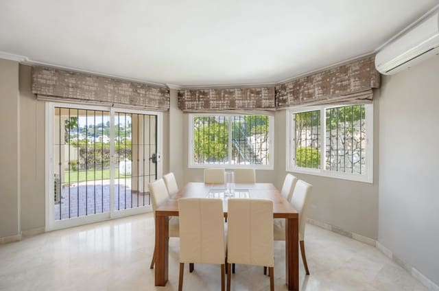 4 Zimmer Doppelhaus zu verkaufen in La Quinta, Benahavís mit Pool Garage - 1.050.000 € (Ref: 9503991)