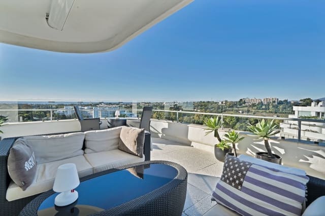 2 makuuhuone Huoneisto myytävänä paikassa Guadalmina Alta, Marbella mukana uima-altaan 
autotalli - 875 000 € (Ref: 9503992)