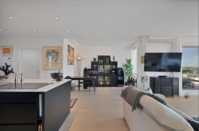 2 makuuhuone Huoneisto myytävänä paikassa Guadalmina Alta, Marbella mukana uima-altaan 
autotalli - 875 000 € (Ref: 9503992)