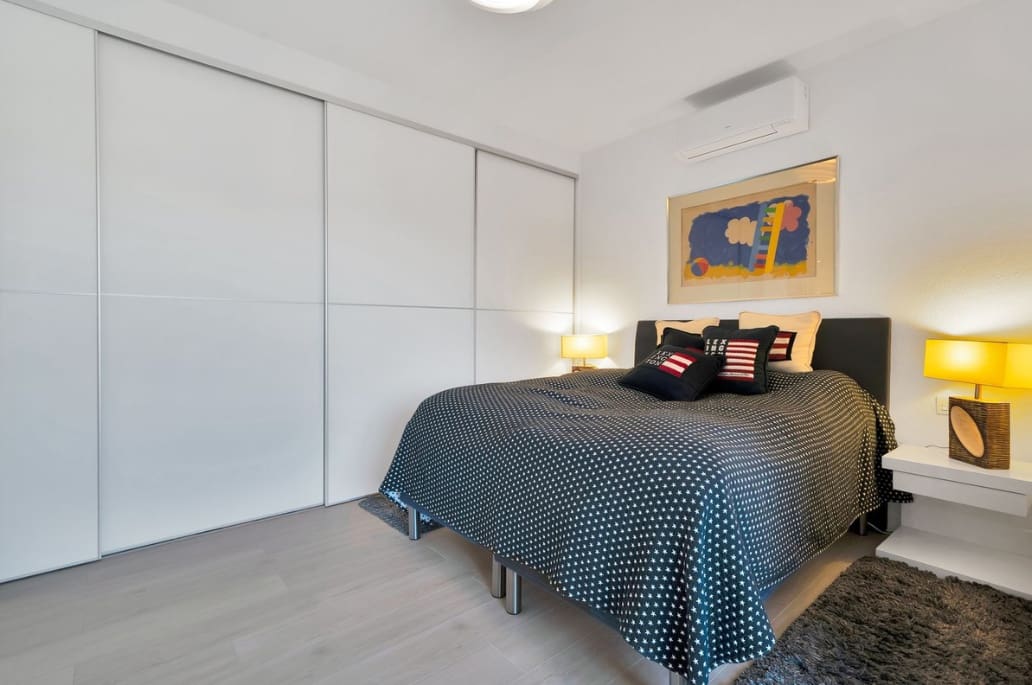 2 makuuhuone Huoneisto myytävänä paikassa Guadalmina mukana uima-altaan 
autotalli - 875 000 € (Ref: 9503992)