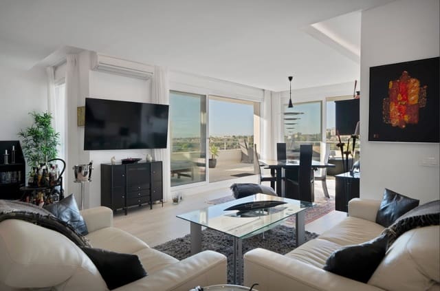 2 makuuhuone Huoneisto myytävänä paikassa Guadalmina Alta, Marbella mukana uima-altaan 
autotalli - 875 000 € (Ref: 9503992)