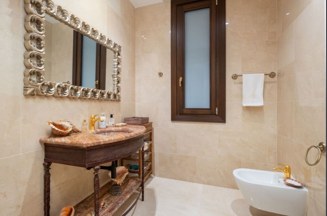 7 sovrum Villa till salu i Guadalmina med pool garage - 5 190 000 € (Ref: 9503994)