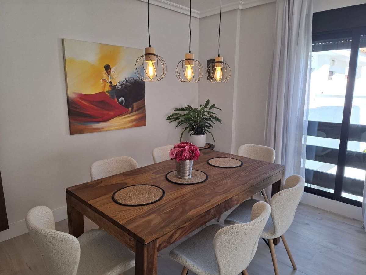 3 bedroom Apartment for sale in Nueva Andalucia with pool garage - € 685,000 (Ref: 9503997)