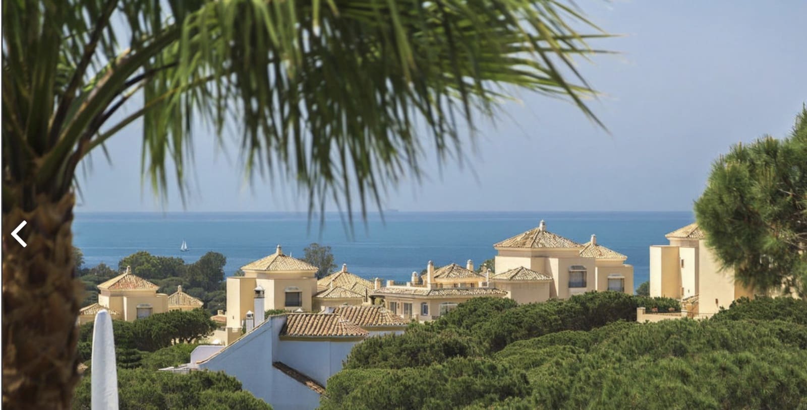 4 bedroom Villa for sale in Marbella with pool garage - € 2,440,000 (Ref: 9508662)