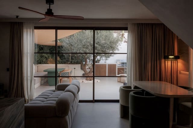 2 bedroom Townhouse for sale in Marbella with pool - € 795,000 (Ref: 9508663)