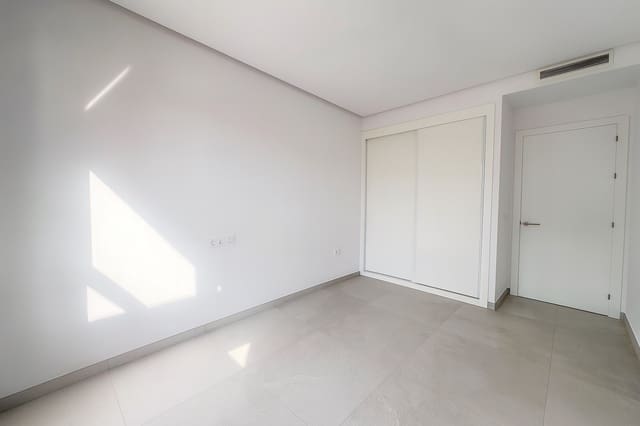 3 soverom Penthouse til salgs i Benahavís med svømmebasseng garasje - € 1 395 000 (Ref: 9508671)