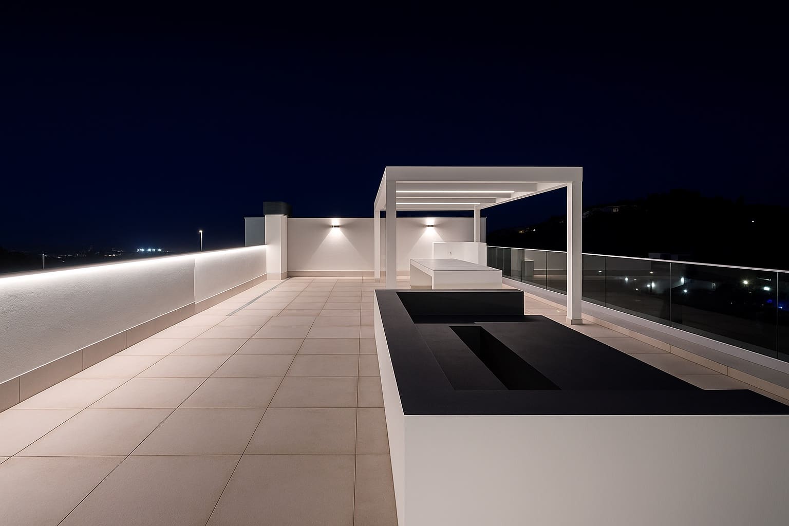 3 soverom Penthouse til salgs i Benahavis med svømmebasseng garasje - € 1 395 000 (Ref: 9508671)