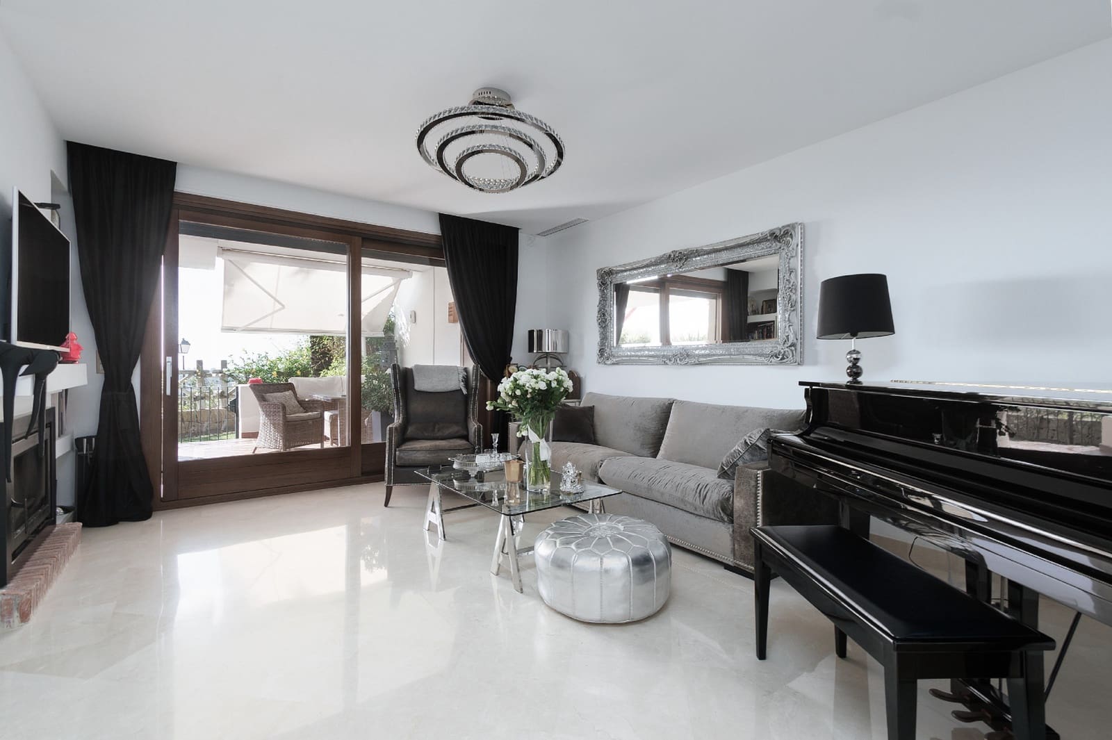 3 sovrum Hus till salu i Benahavis med pool garage - 825 000 € (Ref: 9508674)