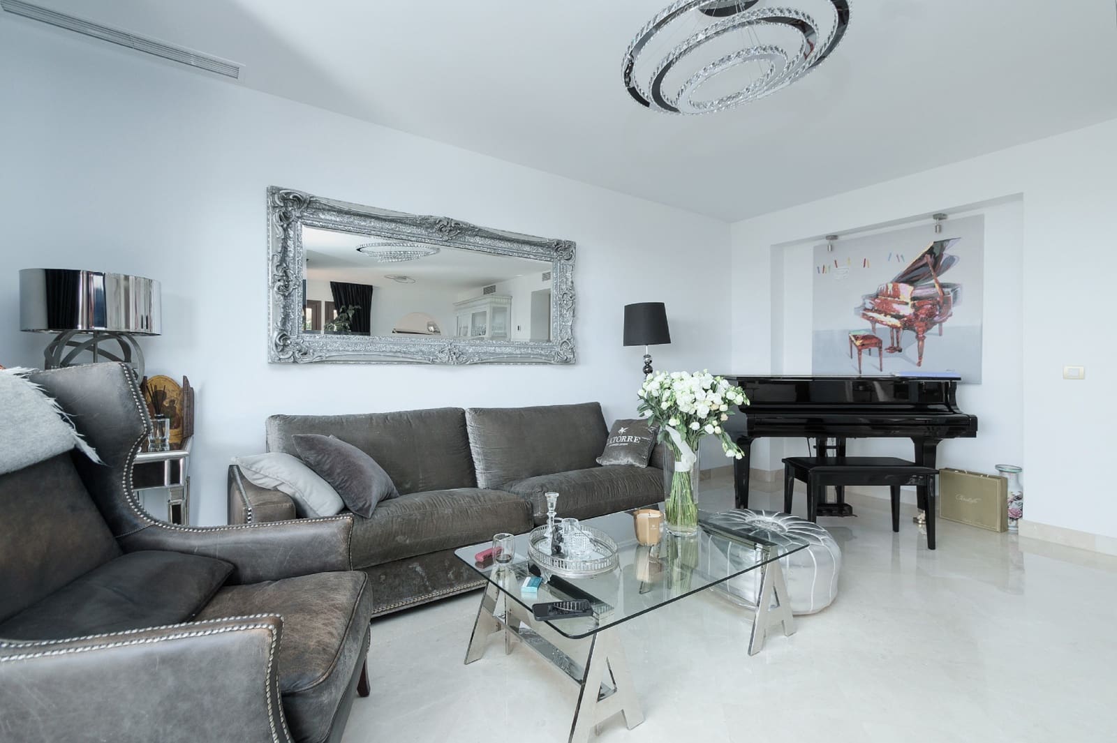 3 sovrum Hus till salu i Benahavis med pool garage - 825 000 € (Ref: 9508674)