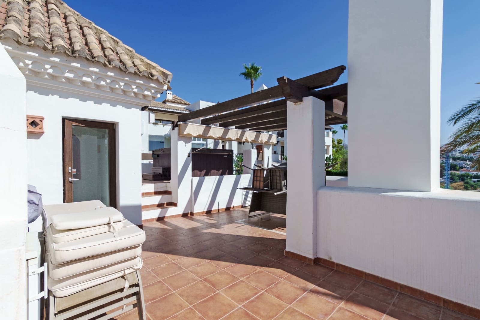 3 sovrum Hus till salu i Benahavis med pool garage - 825 000 € (Ref: 9508674)