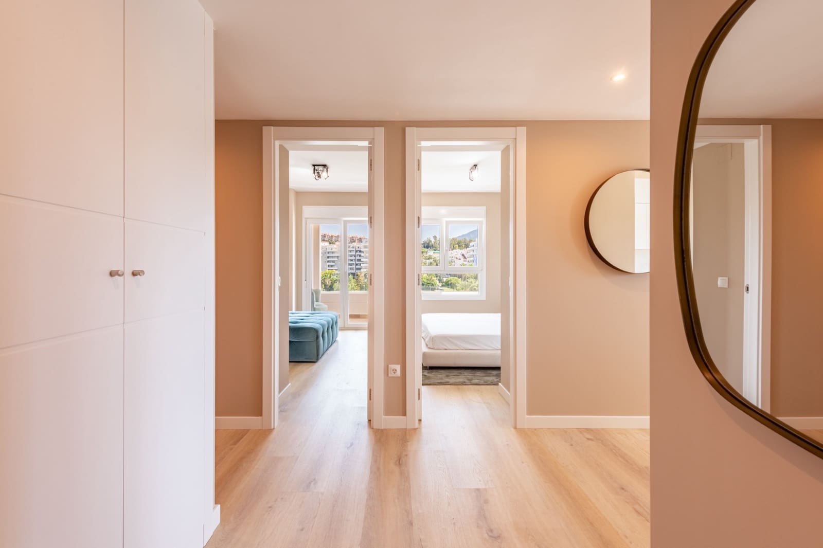 3 soverom Leilighet til salgs i Nueva Andalucia med svømmebasseng garasje - € 559 000 (Ref: 9508686)