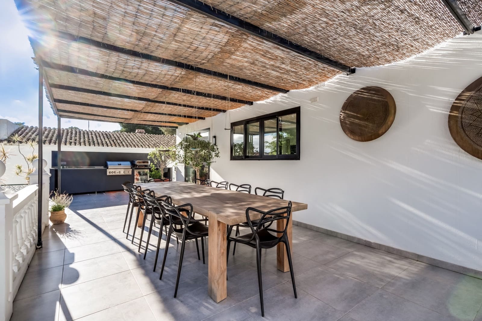 5 bedroom Villa for sale in Nueva Andalucia with pool garage - € 1,894,000 (Ref: 9508693)