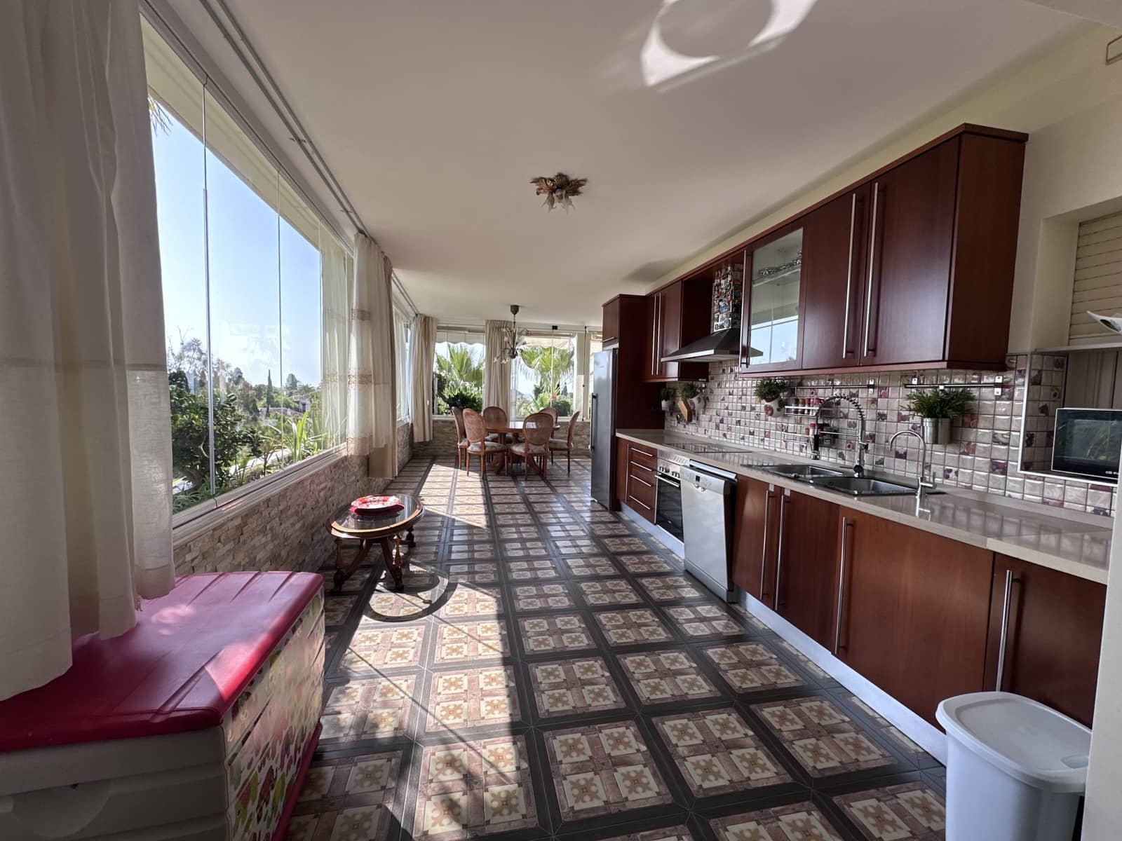 4 bedroom Apartment for sale in Golden Mile with pool garage - € 2,100,000 (Ref: 9508694)