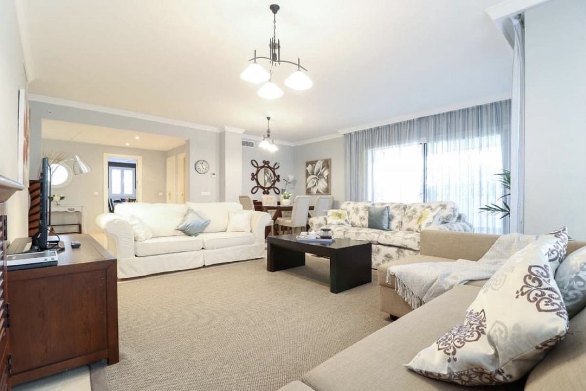 2 slaapkamer Appartement te koop in San Pedro de Alcantara met zwembad garage - € 695.000 (Ref: 9513304)