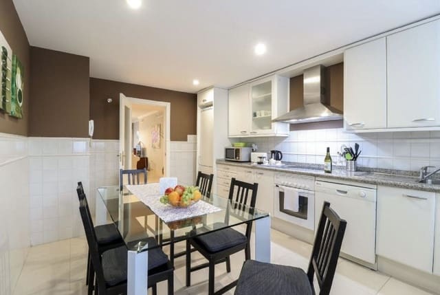 2 slaapkamer Appartement te koop in San Pedro de Alcantara, Marbella met zwembad garage - € 695.000 (Ref: 9513304)