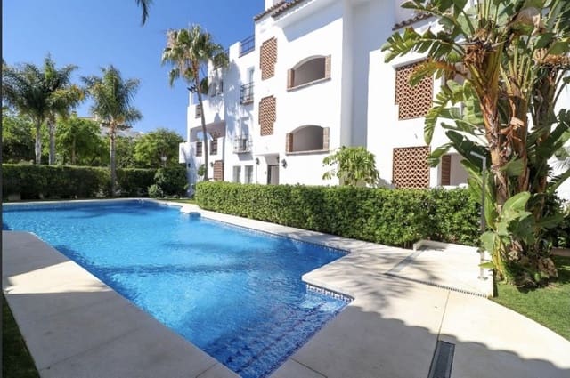 2 slaapkamer Appartement te koop in San Pedro de Alcantara, Marbella met zwembad garage - € 695.000 (Ref: 9513304)