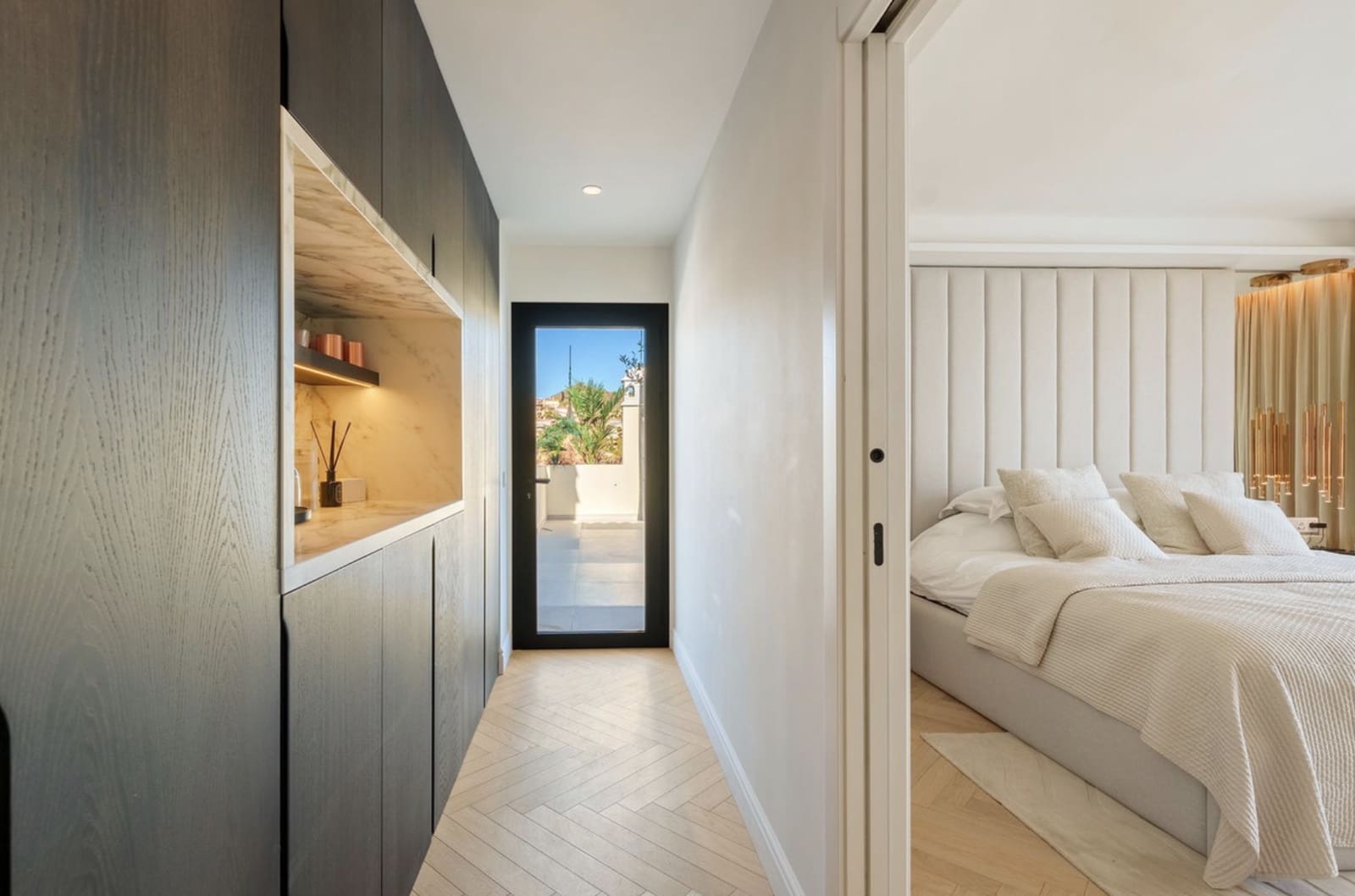 3 soverom Penthouse til salgs i Nueva Andalucia - € 2 750 000 (Ref: 9513305)