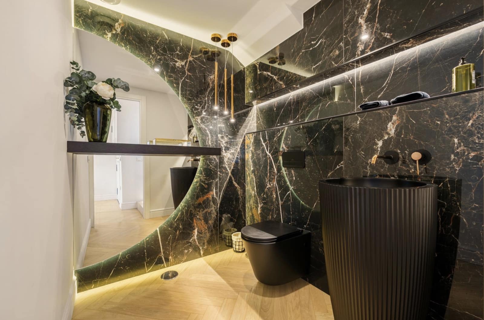 3 soverom Penthouse til salgs i Nueva Andalucia - € 2 750 000 (Ref: 9513305)