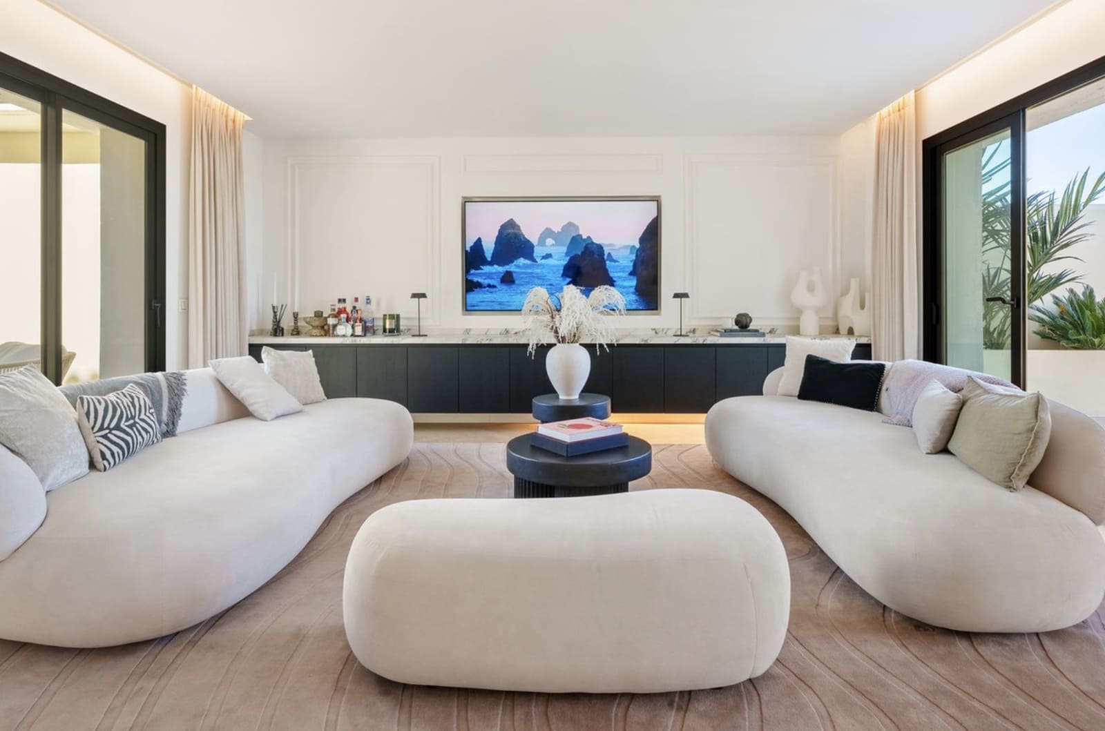 3 makuuhuone Kattohuoneisto myytävänä paikassa Nueva Andalucia - 2 750 000 € (Ref: 9513305)