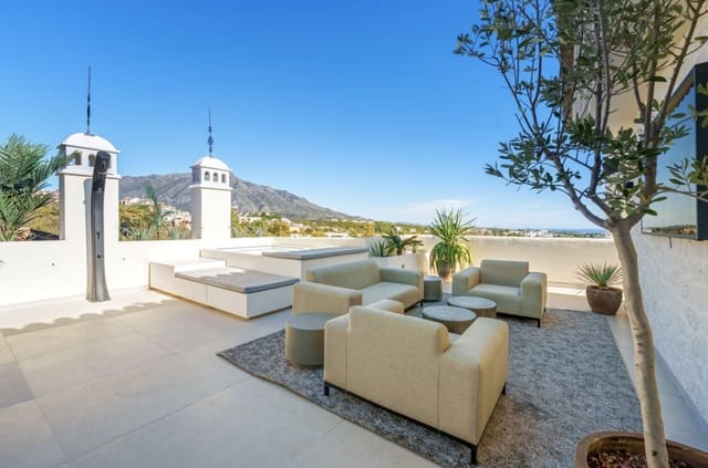 3 soveværelse Penthouse til salg i Nueva Andalucia, Marbella - € 2.750.000 (Ref: 9513305)