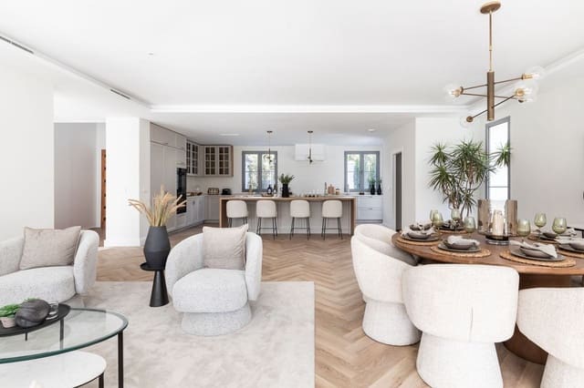 Chalet de 4 habitaciones en Los Arqueros, Benahavís en venta - 3.895.000 € (Ref: 9513307)