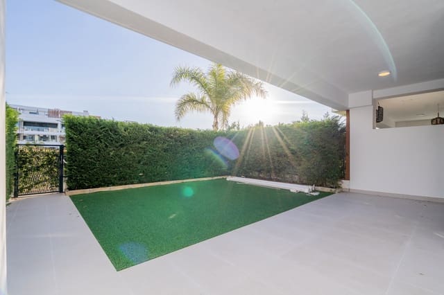 2 sovrum Lägenhet till salu i Cancelada, Estepona med pool garage - 545 000 € (Ref: 9518742)