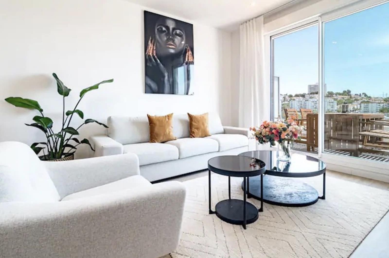 2 soverom Leilighet til salgs i Nueva Andalucia med svømmebasseng garasje - € 399 000 (Ref: 9524116)