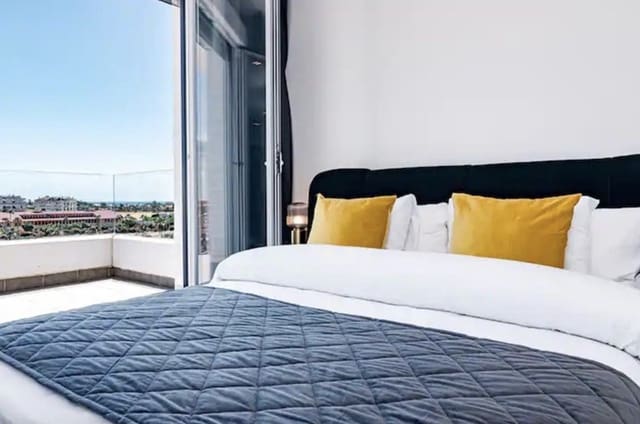 2 soverom Leilighet til salgs i Nueva Andalucia, Marbella med svømmebasseng garasje - € 399 000 (Ref: 9524116)