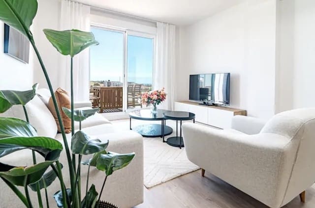 2 chambre Appartement à vendre à Nueva Andalucia, Marbella avec piscine garage - 399 000 € (Ref: 9524116)